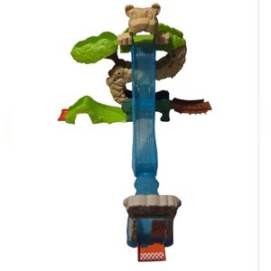 Blaze Animal Island Truck Playset